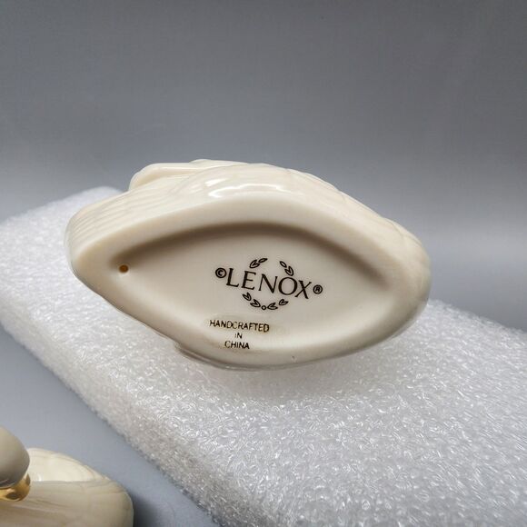 Lenox Swan Figurine Place Card Holder / Cake Topper Figure Gold Trim Vintage 2 - Picture 10 of 12